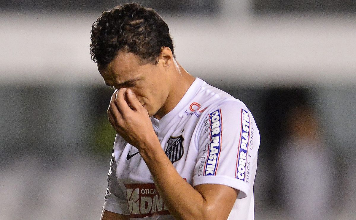 polÊmica! em entrevista, leandro damião solta 'bomba' e faz acusações graves ao santos