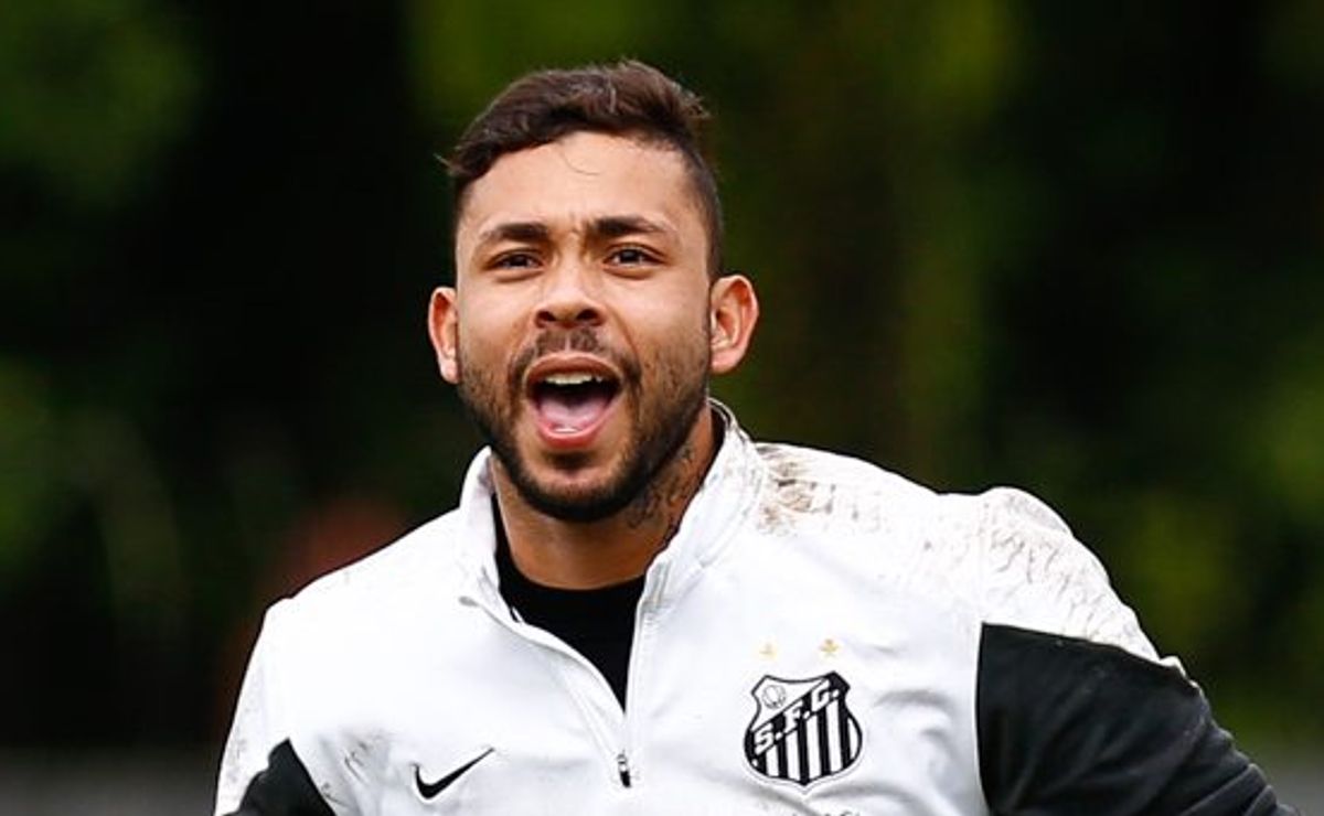 emprestado pelo santos, vladimir ainda não estreou no guarani