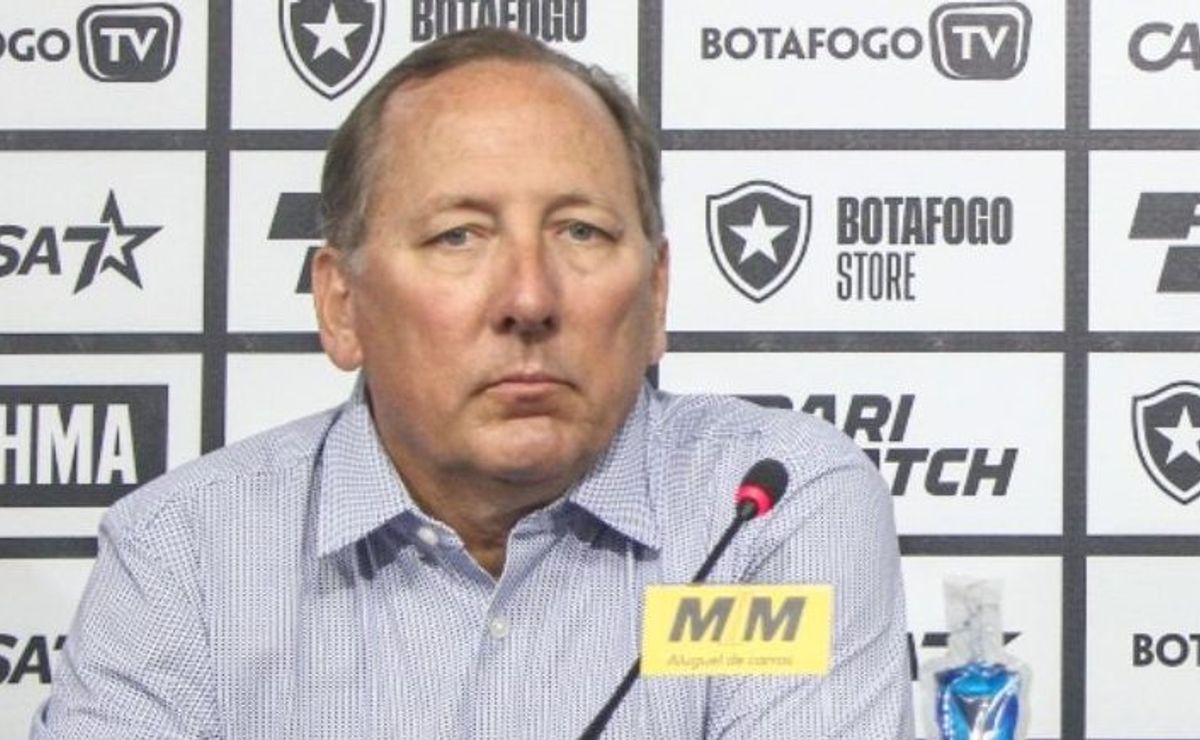 textor já avisou: botafogo bate o martelo e encaminha a contratação de lateral direito