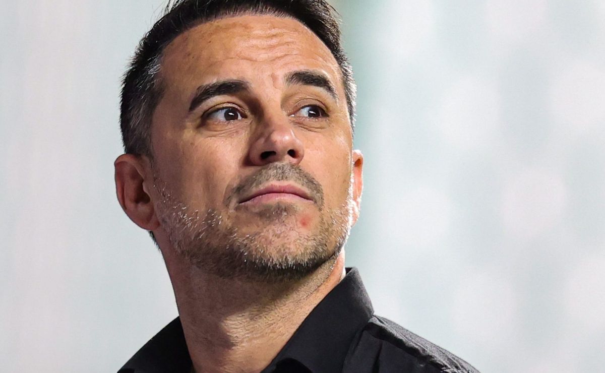 de forma definitiva, torcida do atlético demonstra preocupada com o futuro de caetano