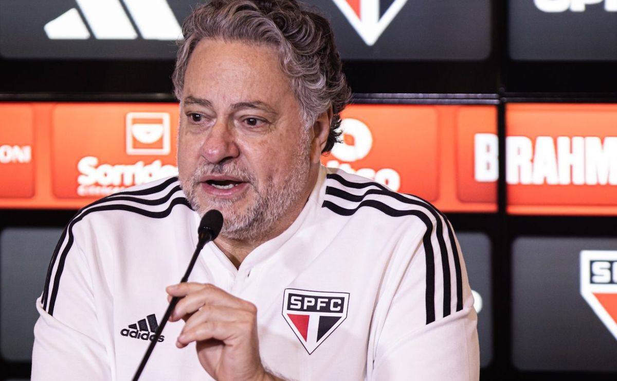 torcida do são paulo opina sobre futuro de james após pronunciamento do casares