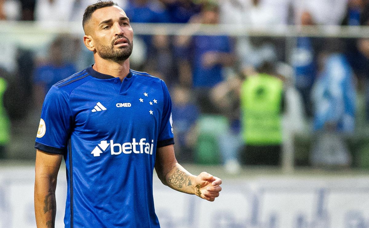 samuel venâncio acabou de cravar: cruzeiro bate o martelo sobre futuro de gilberto