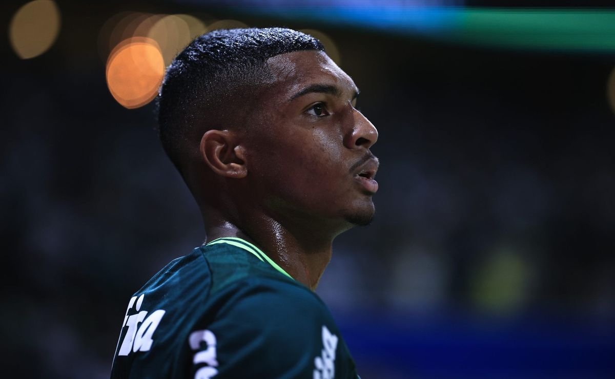 r$ 300 milhões: liverpool pode contratar luis guilherme, do palmeiras