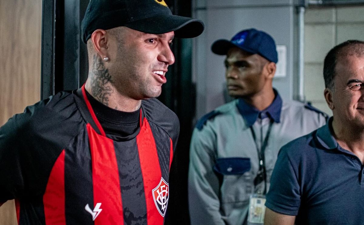 em apresentação no vitória, luan questiona não renovação com o grêmio: “até hoje não sei por quê”