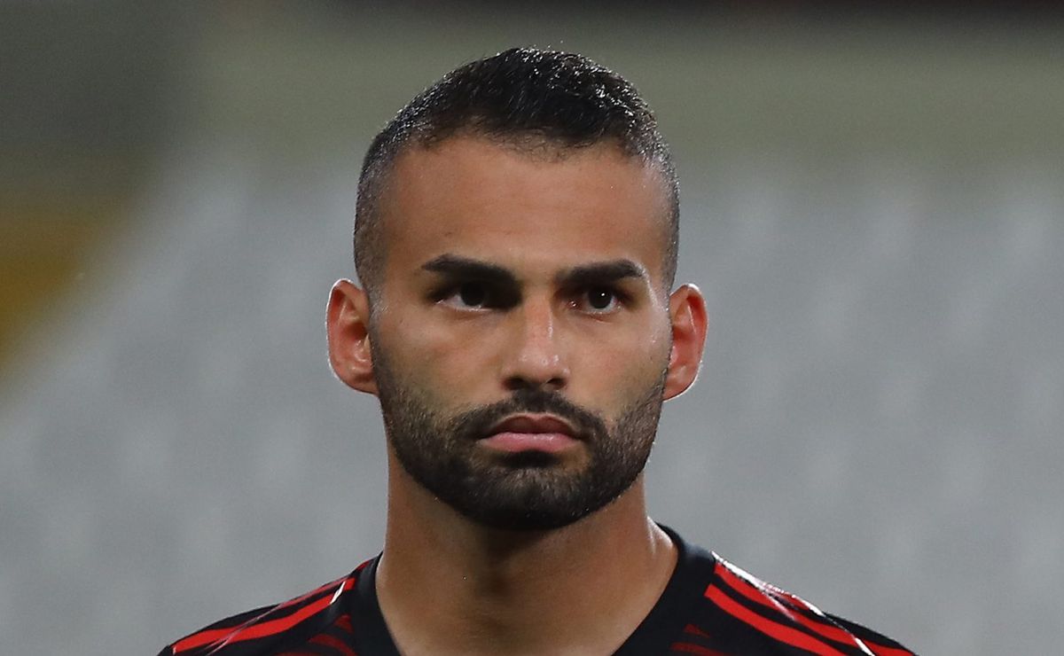 flamengo recebe proposta oficial por thiago maia e valores são expostos