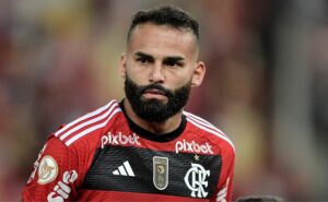 r$ 26 milhões: corinthians tem notícia animadora para contar com thiago maia