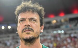 r$ 10 milhões: não vai jogar no flamengo, fluminense de diniz decidiu contratar