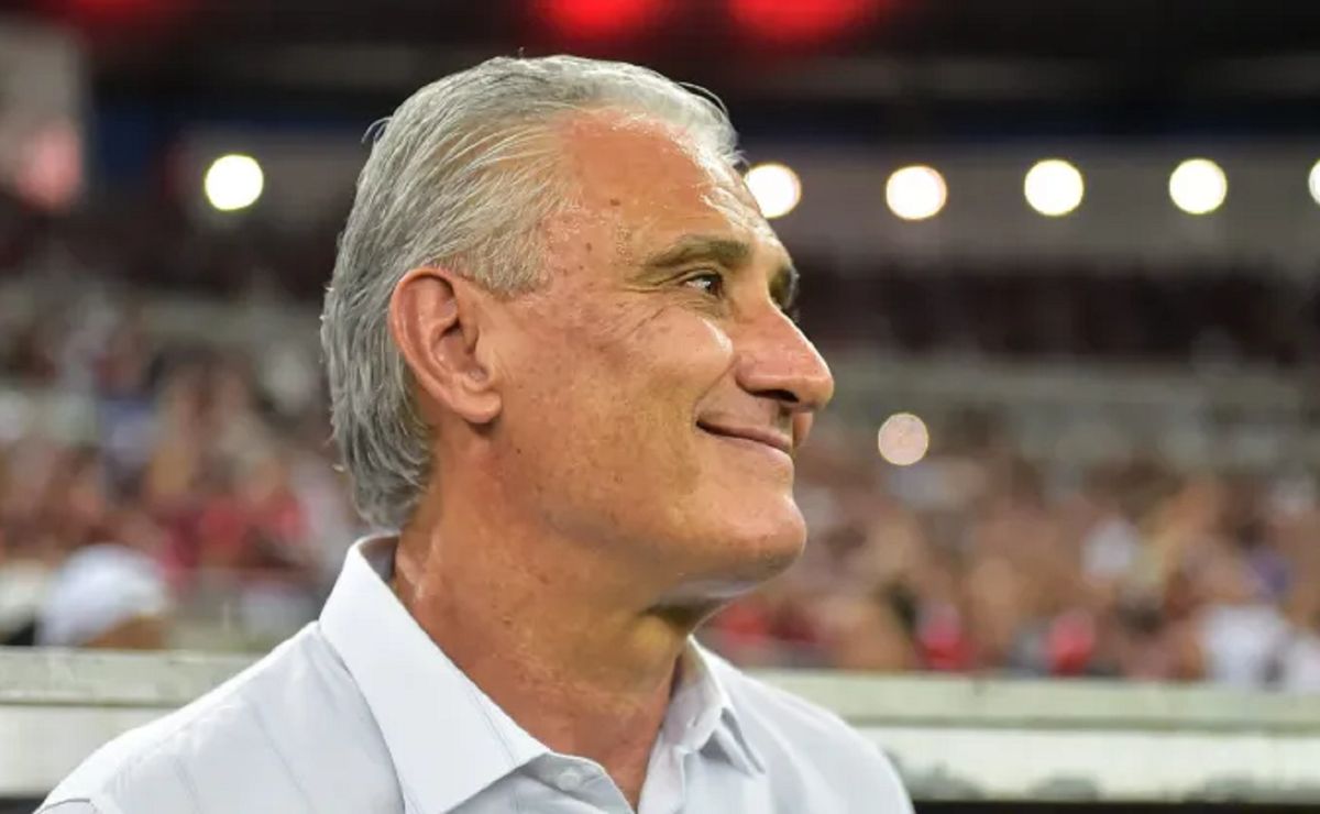 análise: tite testa formações distintas no flamengo, mas ambas com consistência