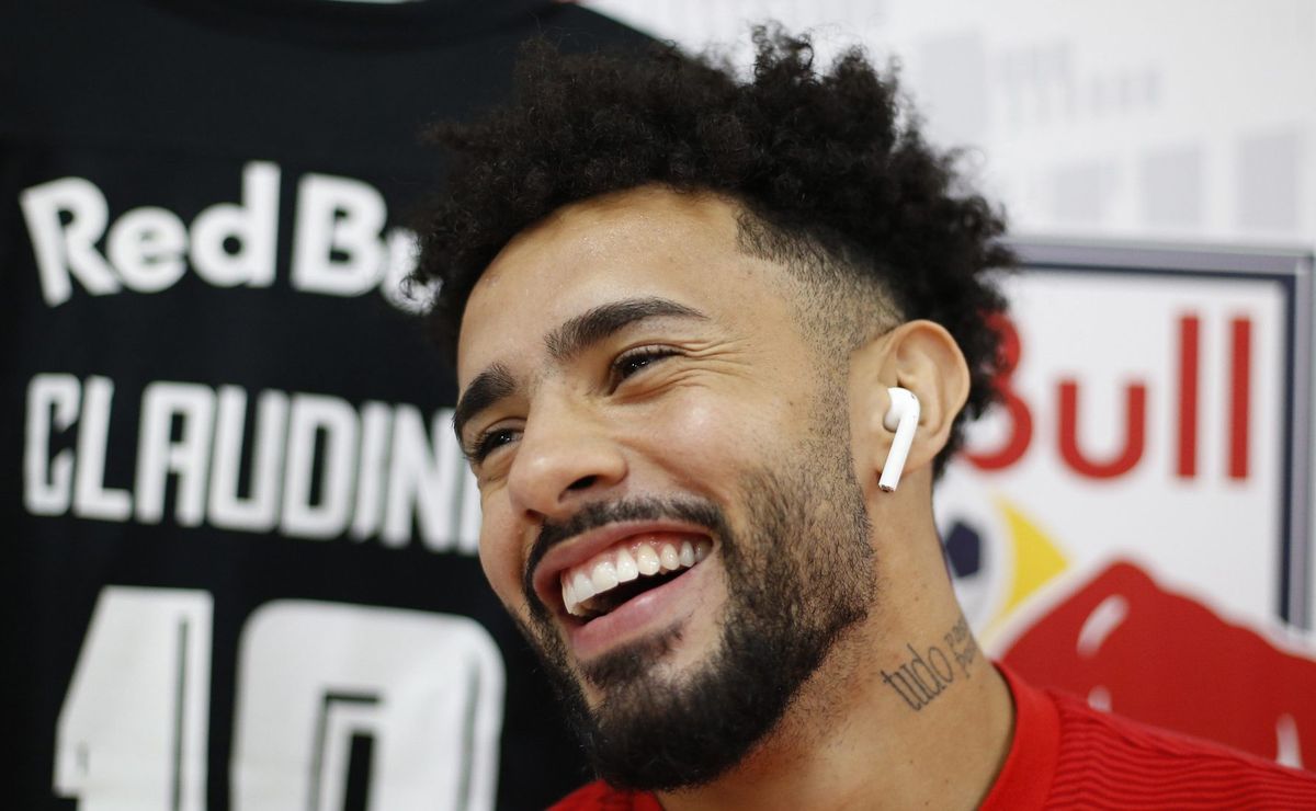 volta ao brasil: flamengo acaba de receber notícia quente sobre claudinho