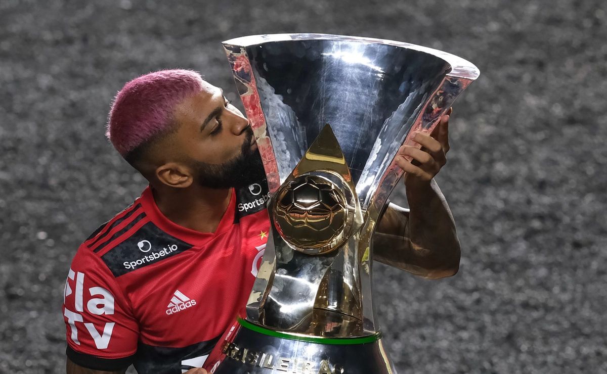 opinião: com 5 anos de flamengo, gabigol só prova que ele precisa permanecer na gávea