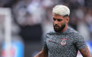 lance envolvendo yuri alberto no aquecimento de corinthians x guarani chama atenção e viraliza; veja o momento