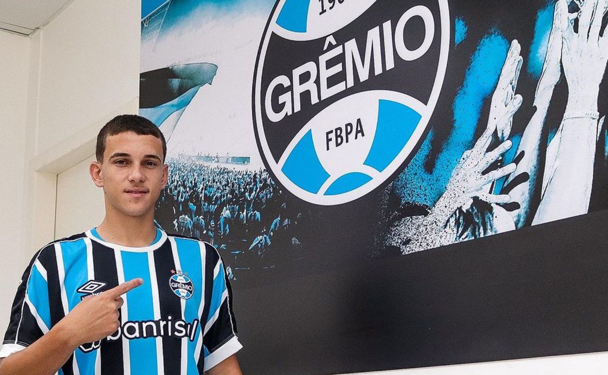 enfrentou o grêmio na copinha: promessa do futebol brasileiro é contratado para o sub 20 do imortal