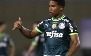 o brasileirão está na reta final e a 35ª rodada, do fim de semana, pode mudar tudo: confira quem joga contra quem