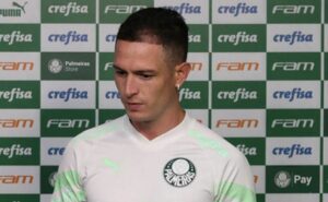 aníbal moreno chega causando no palmeiras e gera influência em saída de meia