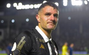 gigante da série a faz contato junto ao vasco por pablo vegetti