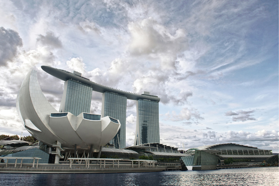 marina bay sands revenue up 55.6% in q4