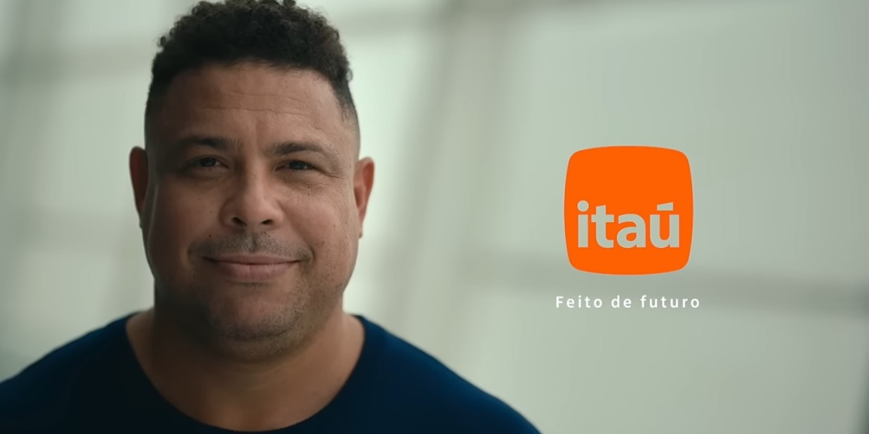 após marta, ronaldo estrela campanha que celebra 100 anos do itaú unibanco