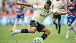 vasco fecha patrocínio máster com a estrelabet