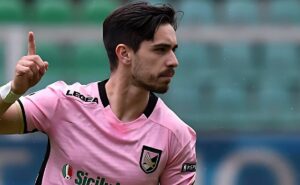 ‘sinal’ mostra que igor coronado pode assinar com corinthians a qualquer momento