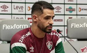 renato augusto e terans são elogiados em vitória do fluminense pelo carioca