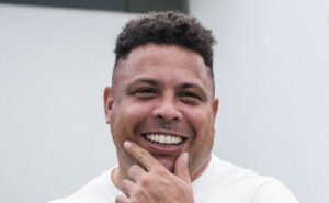 contrato até 2026: negócio de r$ 2,5 milhões feito por ronaldo no cruzeiro é exposto
