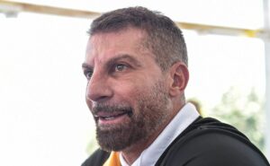 causou divisão: pedrinho faz pedido inusitado aos torcedores do vasco e gera polêmica