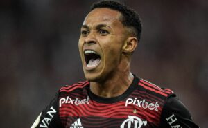 oficial, flamengo já sabe: lázaro dá resposta final para jogar no palmeiras