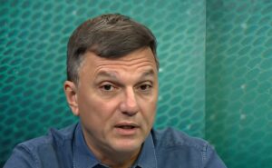 mauro cezar manda indireta para carpini sobre situação de james no são paulo