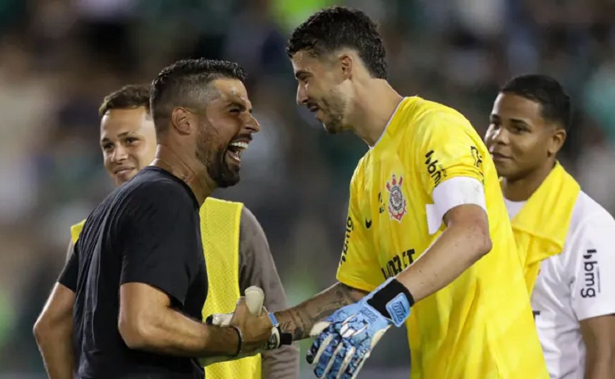 lançando tendência: loja do corinthians vende camisa personalizada de goleiro com nome de gustavo henrique