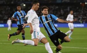 mãe de cristiano ronaldo revela sua torcida no brasil: “ele é do grêmio e eu também sou”