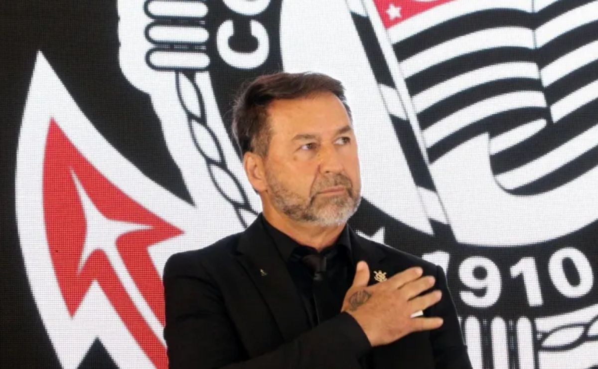 r$ 6,5 bilhões: corinthians pode assinar maior acordo da história do futebol brasileiro