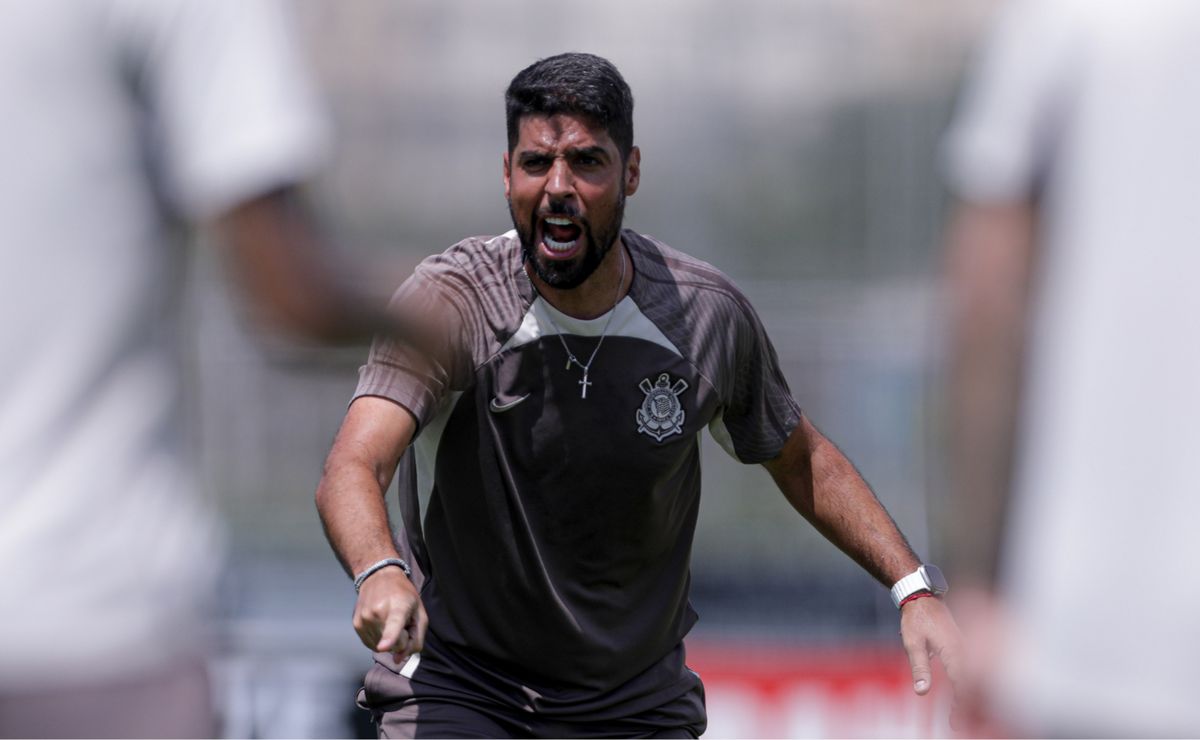 antónio oliveira impressiona nos bastidores do corinthians antes de vitória na copa do brasil