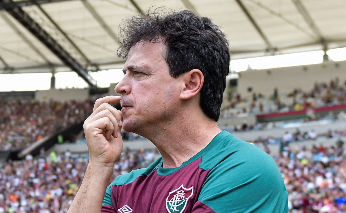 a pedido de fernando diniz, fluminense sonda situação de meio campista do atlético mg