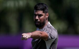 antónio oliveira chega exigindo e corinthians decide fazer mais uma contratação para 2024
