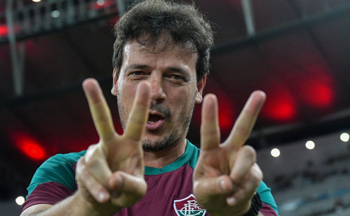 ele está no brasil: fluminense vai anunciar nova contratação para diniz