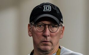 r$ 55 milhões: santos perto de negócio 'espetacular' com parceiro de textor