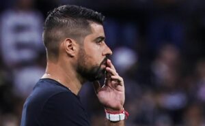 bastidores expostos: antónio oliveira tem atitude decisiva e muda cenário do corinthians