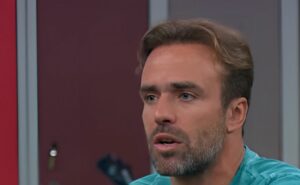 roger flores faz previsão e opina sobre começo de temporada do vasco