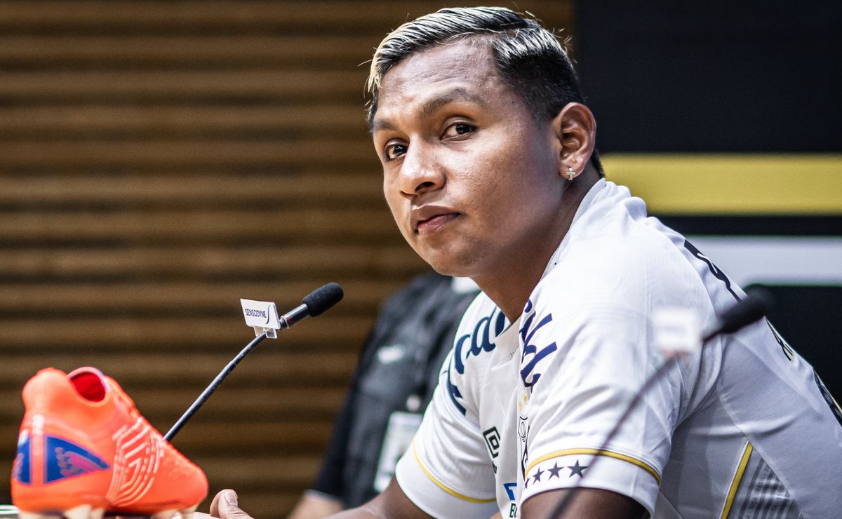 santos inscreve morelos no paulistão e atacante tem data para 'reestreia'