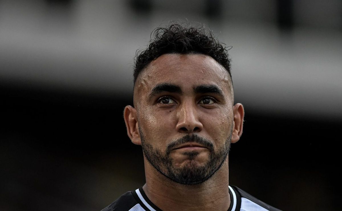 payet faz lance 'mágico' no vasco e torcida compara com ronaldinho gaúcho