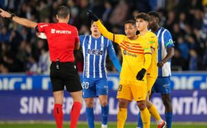 estão perseguindo o na espanha: vitor roque revela o que árbitro disse após expulsá lo no barcelona