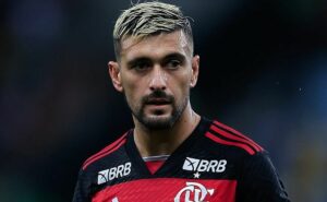 arrascaeta e outros geram influência em ‘sofrimento’ do flamengo no mercado da bola