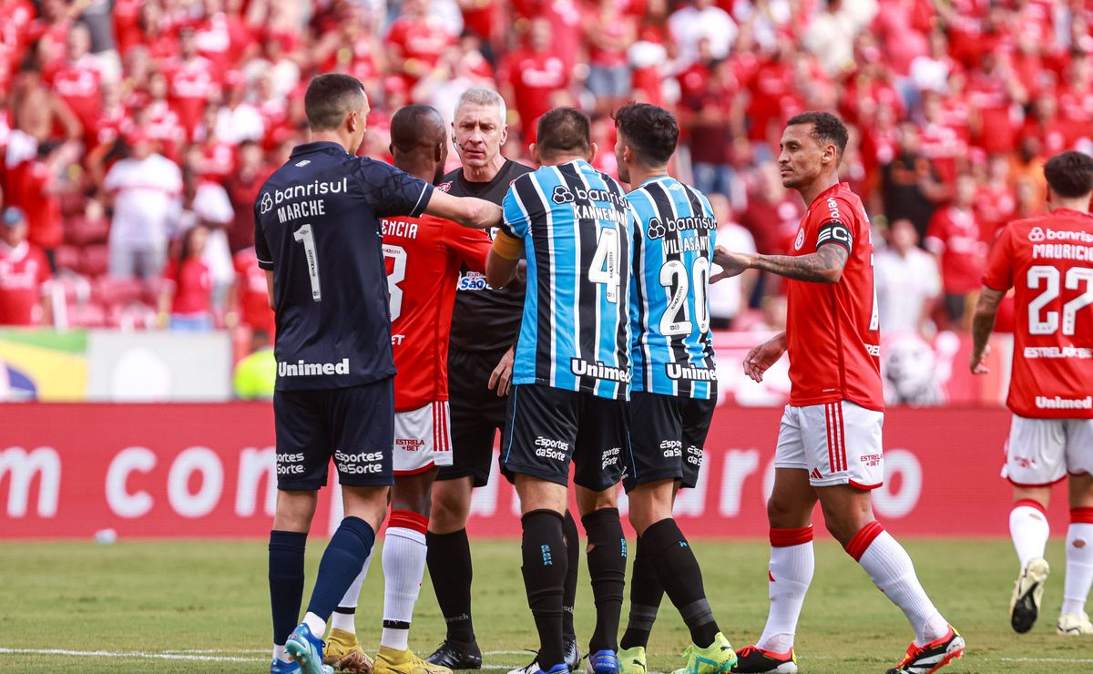 kannemann pega daronco pela camisa no gre nal e queixas sobre o var tomam conta do clássico