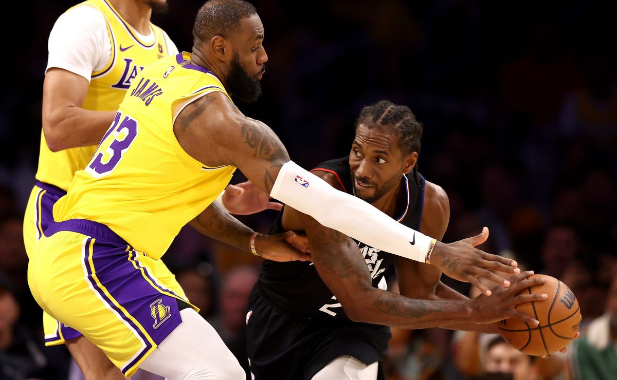 lebron revê kawhi em clássico entre lakers e clippers na nba