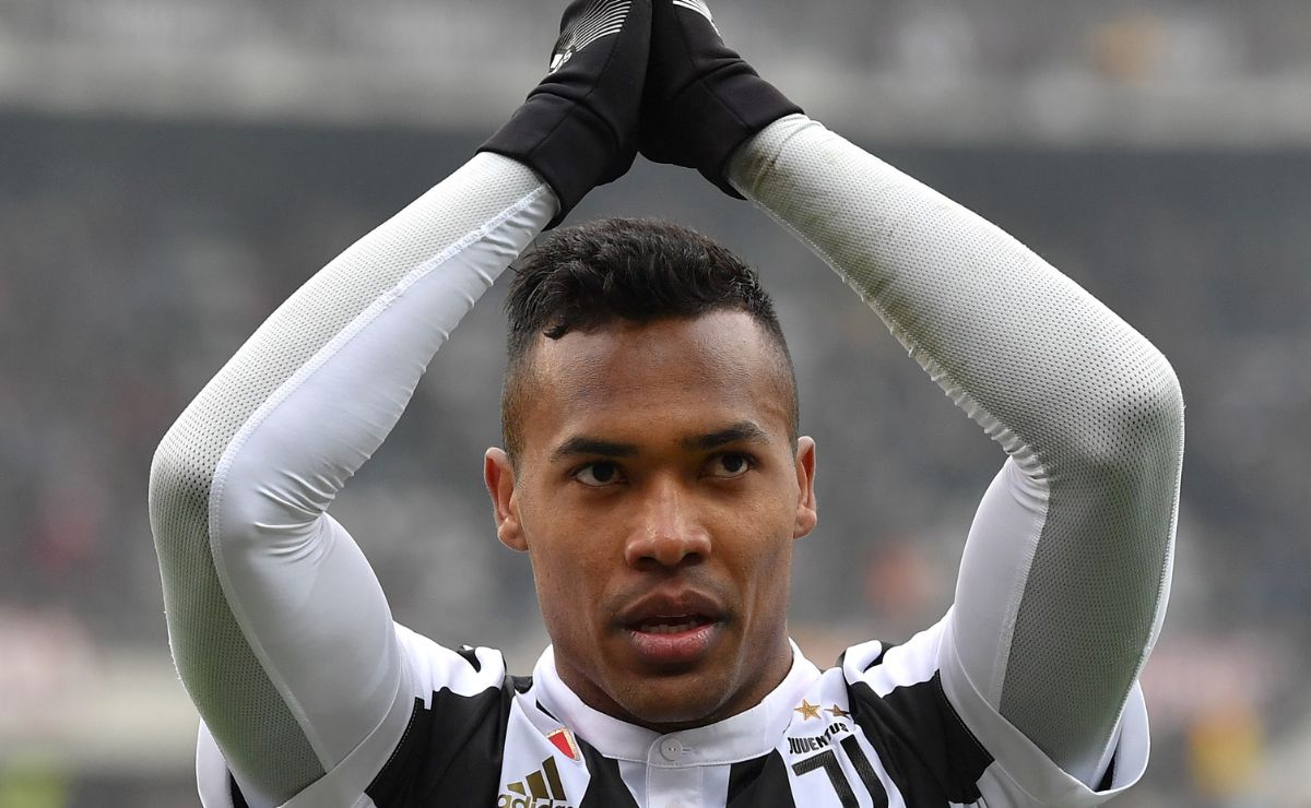 r$ 700 mil de salário: volta de alex sandro tem fim no santos