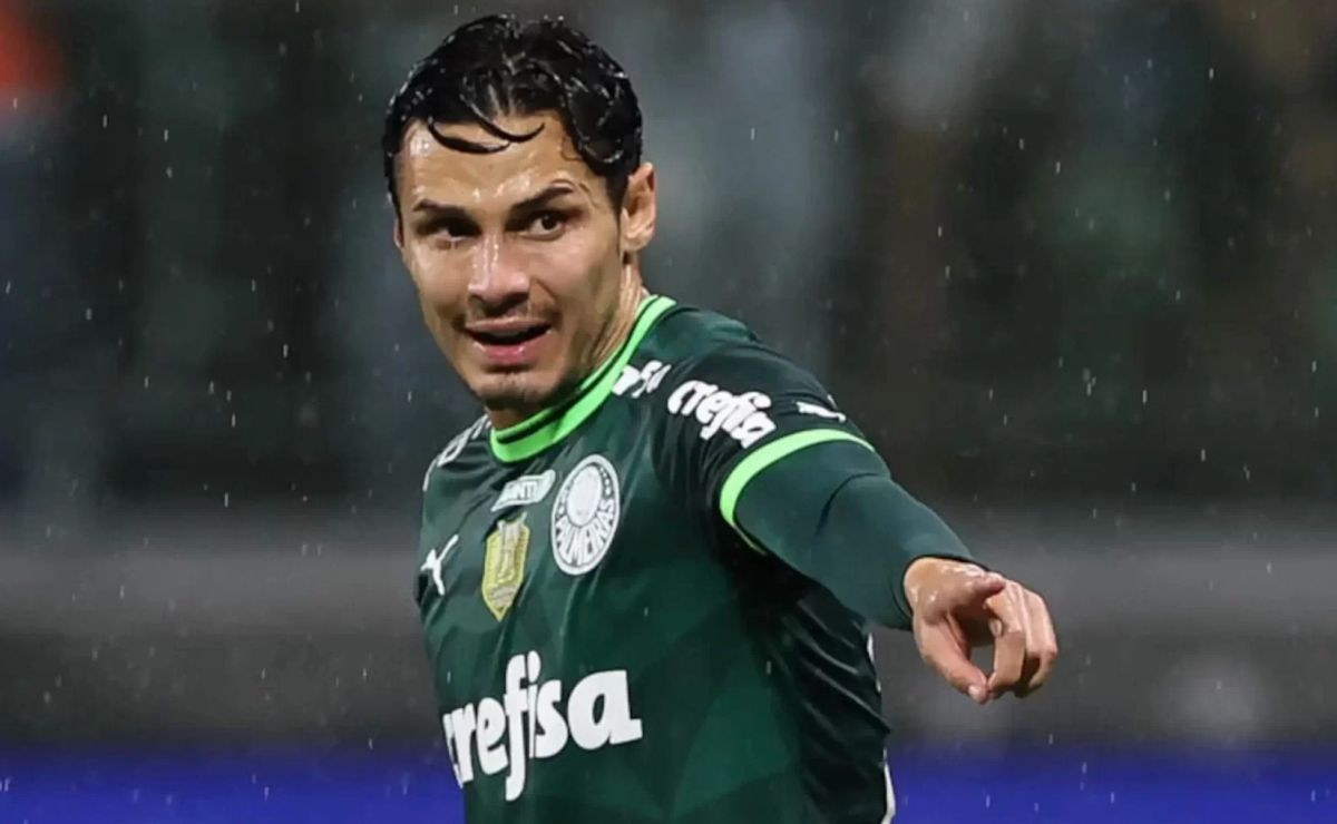 surge data de possível retorno de raphael veiga aos gramados pelo palmeiras e abel é comunicado