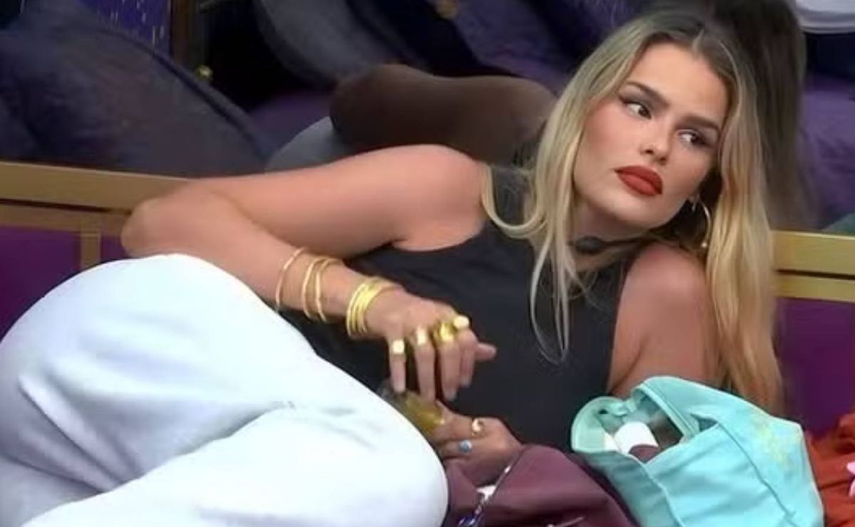 bbb 24: yasmin brunet confirma que namorou ator por semelhança dele com eminem