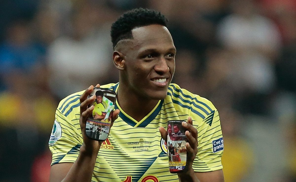 yerry mina diz ‘sim’ e palmeiras descobre decisão de retorno ao brasil