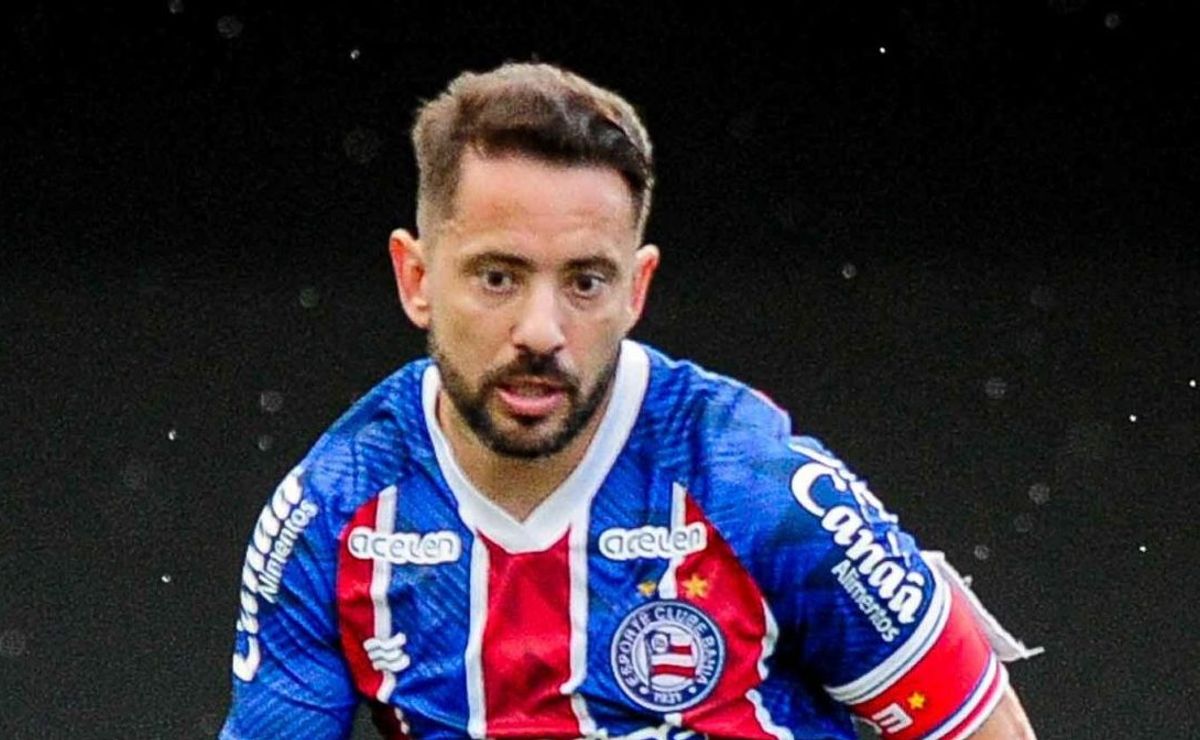 salário de everton ribeiro no bahia vaza, chega ao flamengo e choca a todos