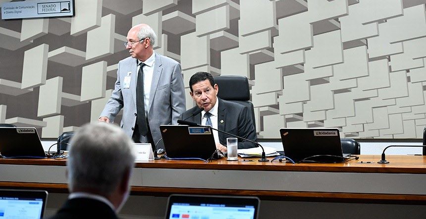 comissão de comunicação e direito digital do senado aprova pl que proíbe pagamentos online de jogos considerados ilícitos